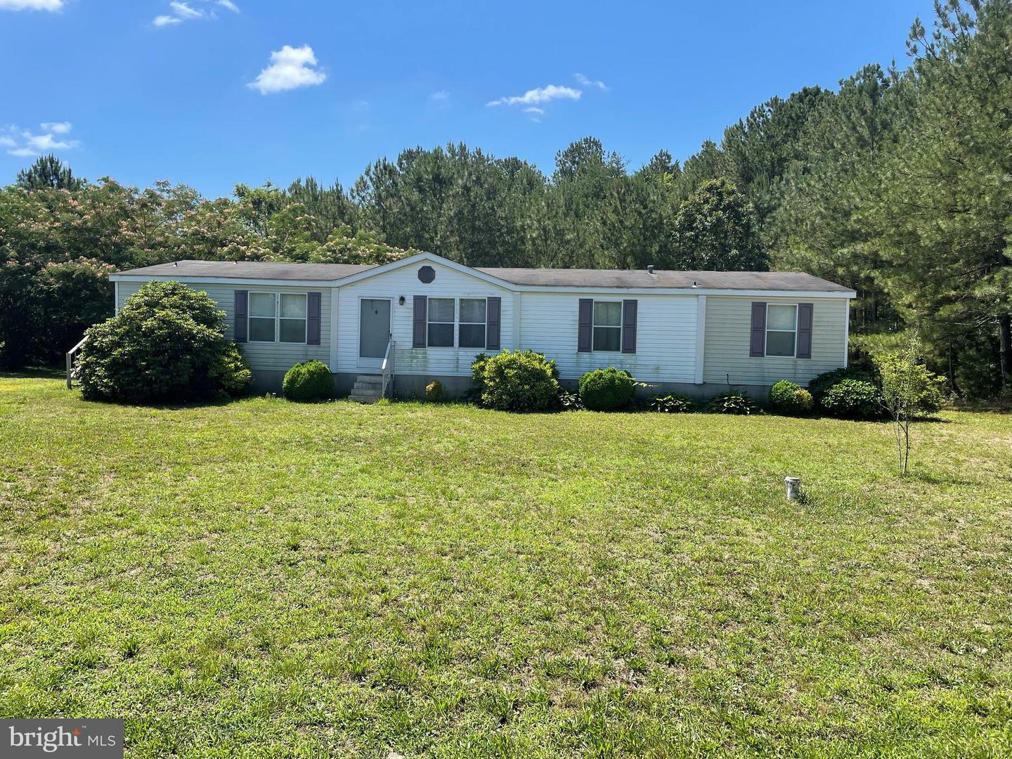 Property Photo: 14182 Fleetwood Pond Road DE 19947
