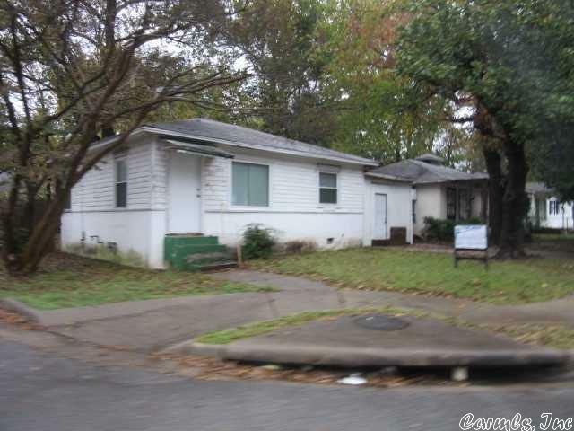 Property Photo:  625 West 35th Street  AR 72118 