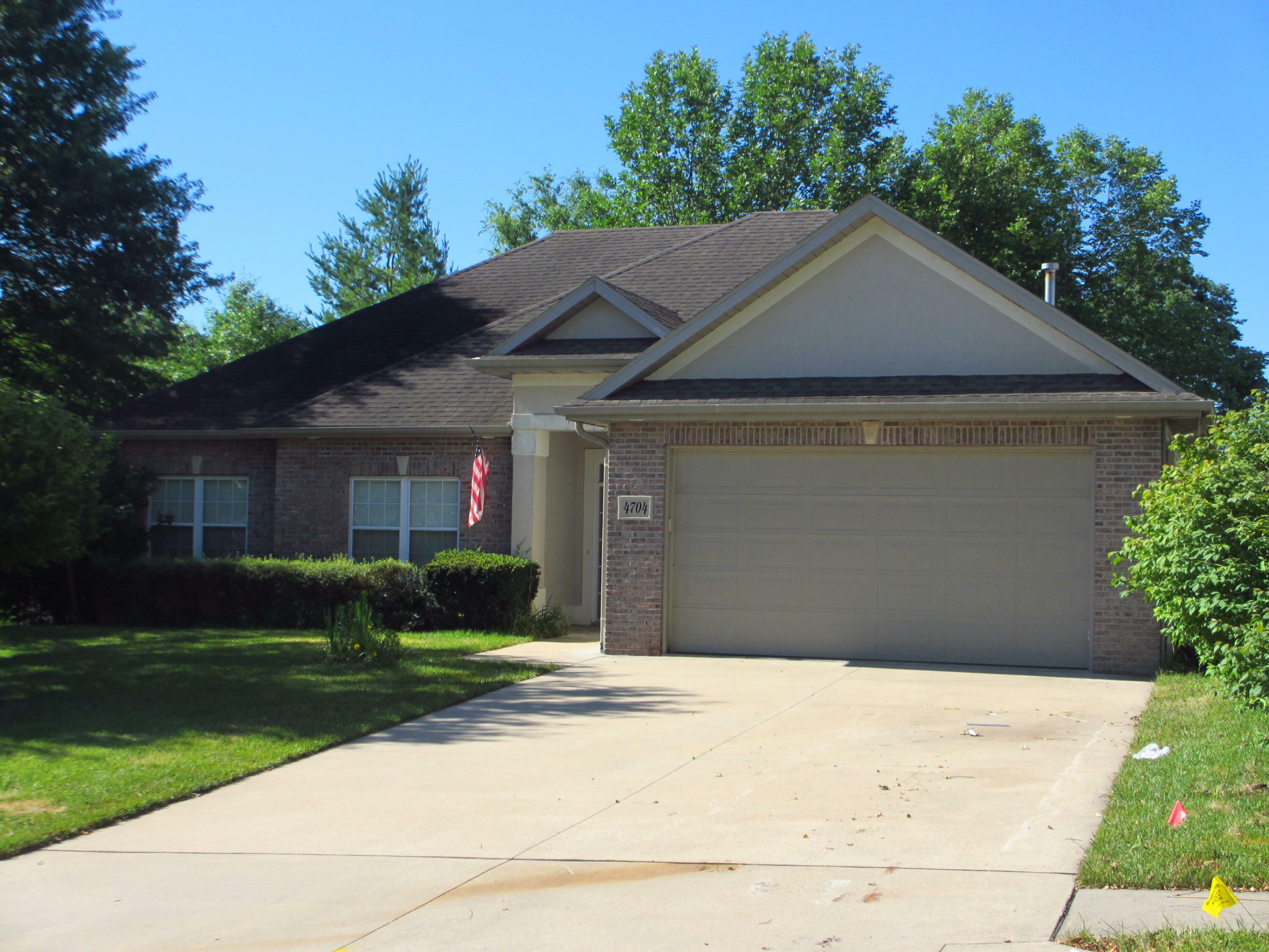 Property Photo:  4704 Cedar Rock Ct  MO 65203 