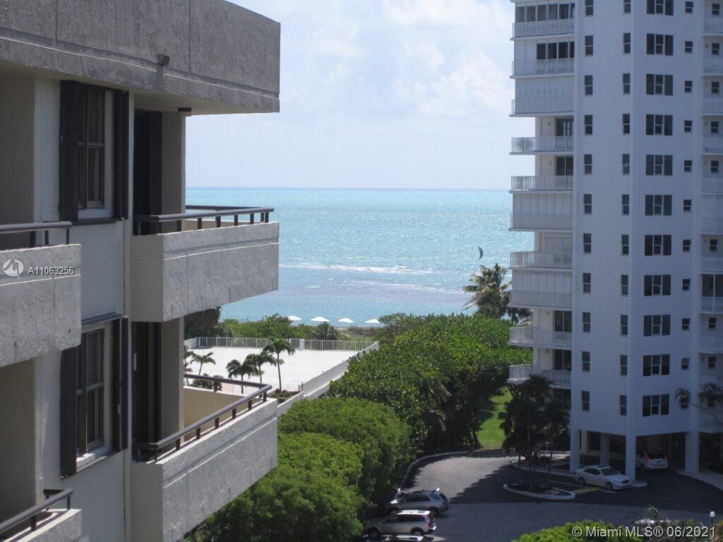 Property Photo: 170 Ocean Lane Dr 906 FL 33149