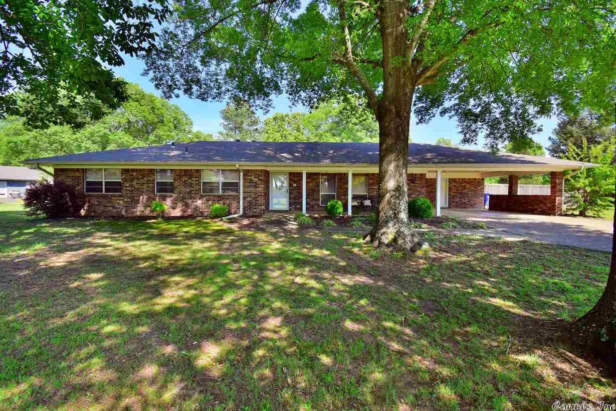 Property Photo:  1350 E German  AR 72032 