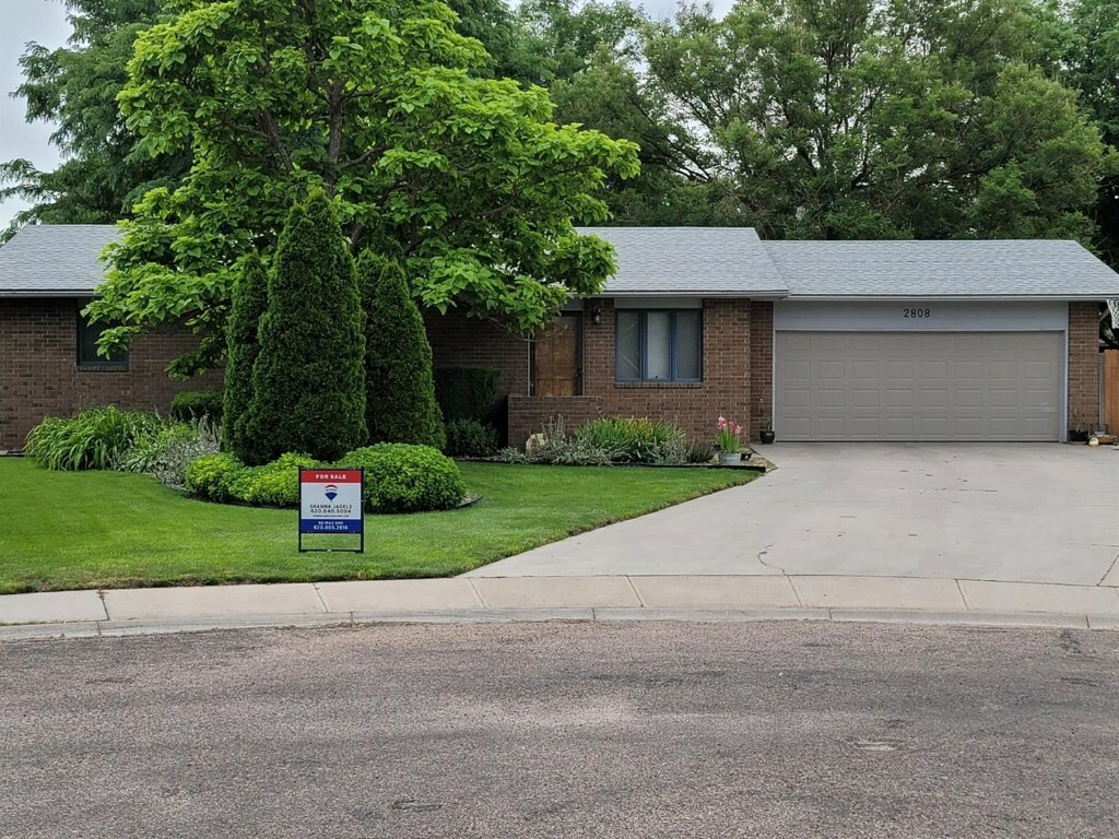 Property Photo:  2808 Squire Place  KS 67846 