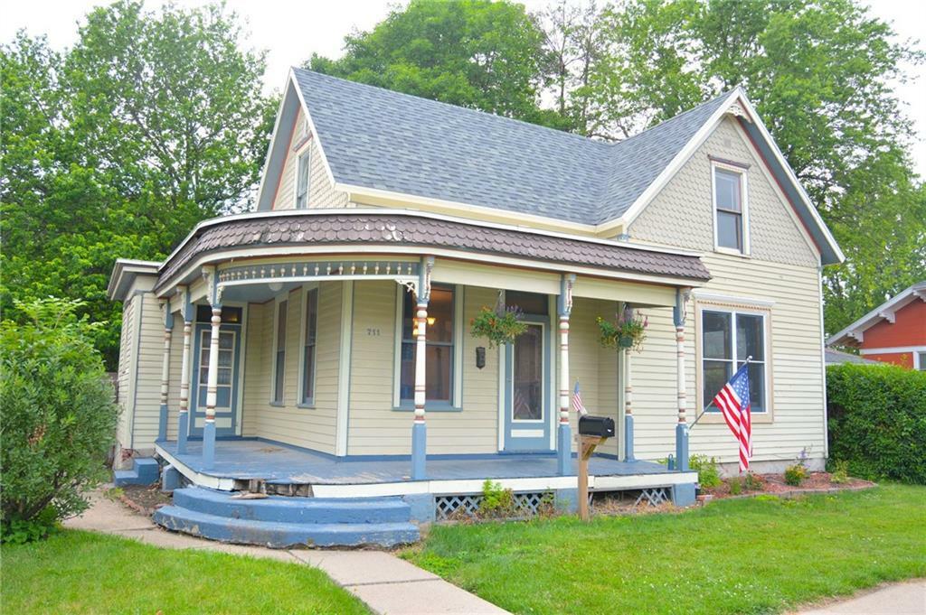 Property Photo:  711 W 1st Street  IA 50219 