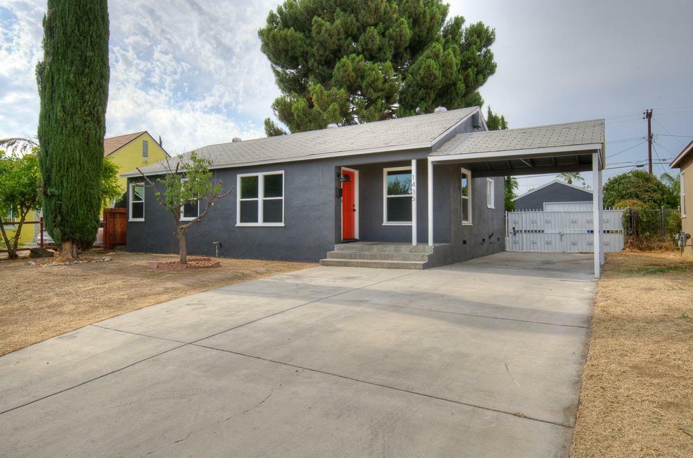 Property Photo:  1435 E Cornell Avenue  CA 93704 