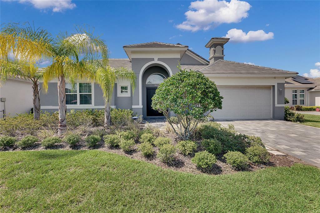 Property Photo:  2604 Lancaster Ridge Drive  FL 33837 