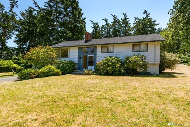 Property Photo: 603 NW 4th St WA 98239