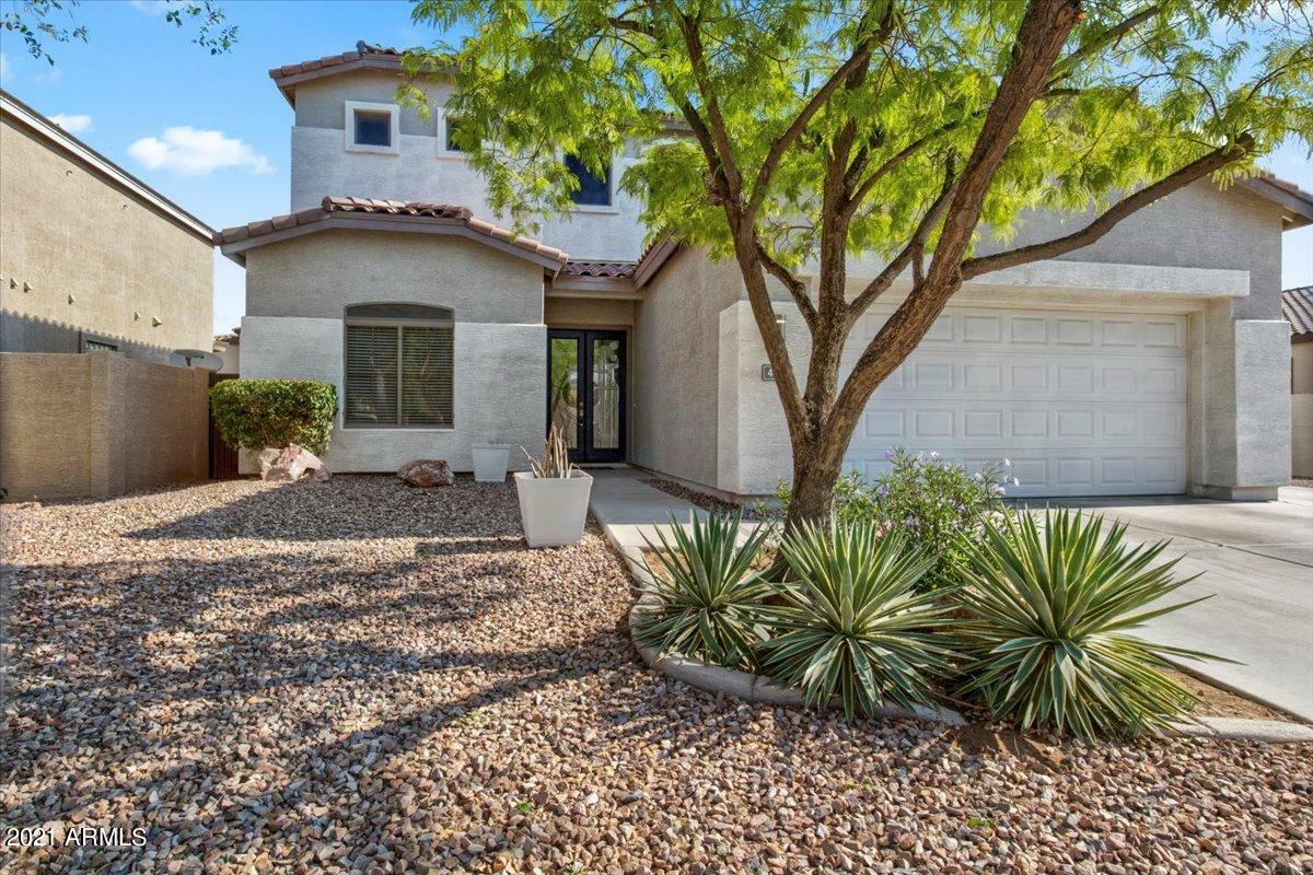 Property Photo:  4034 E Reins Road  AZ 85297 