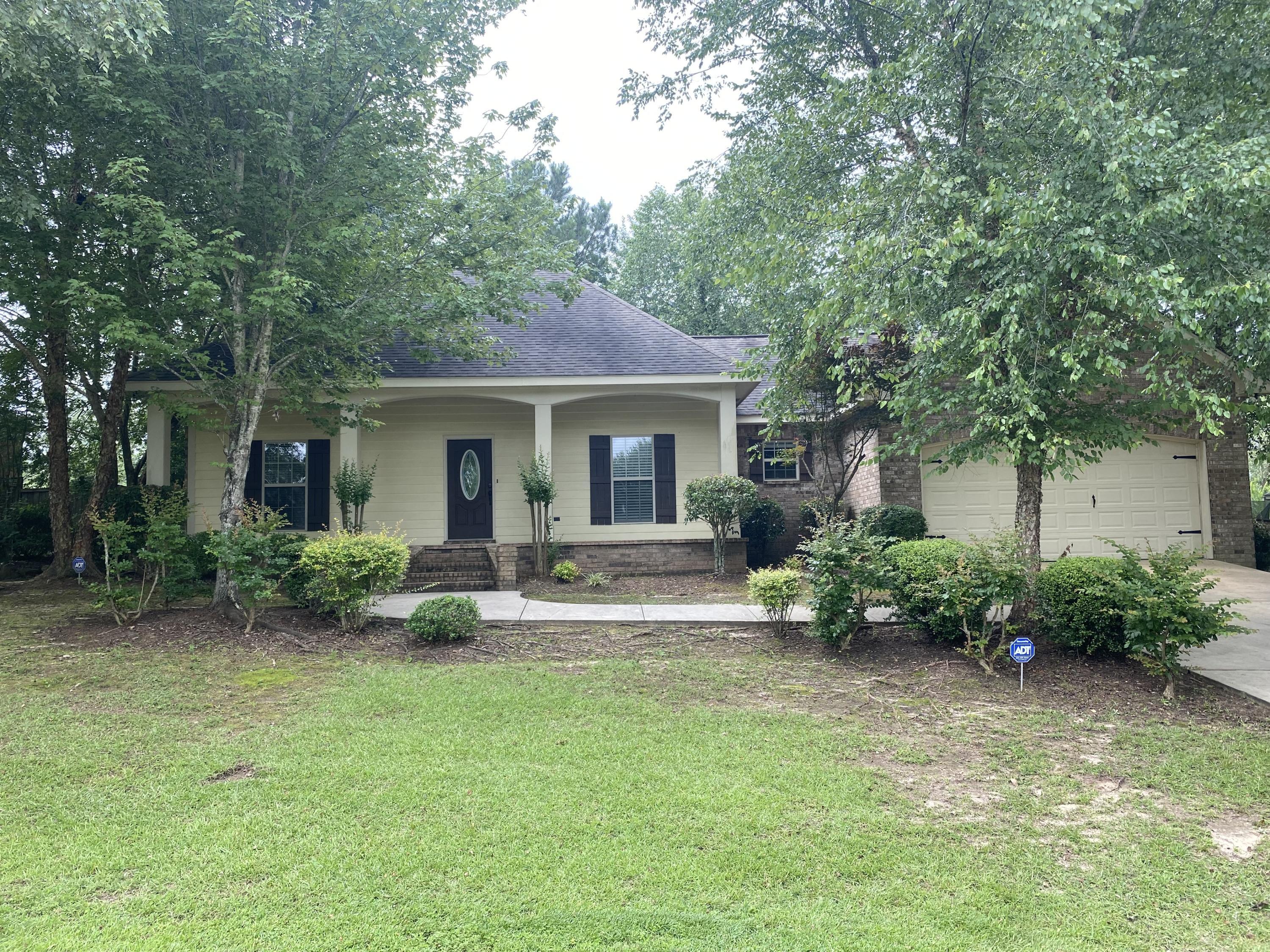 Property Photo: 10 Ridgeside MS 39402