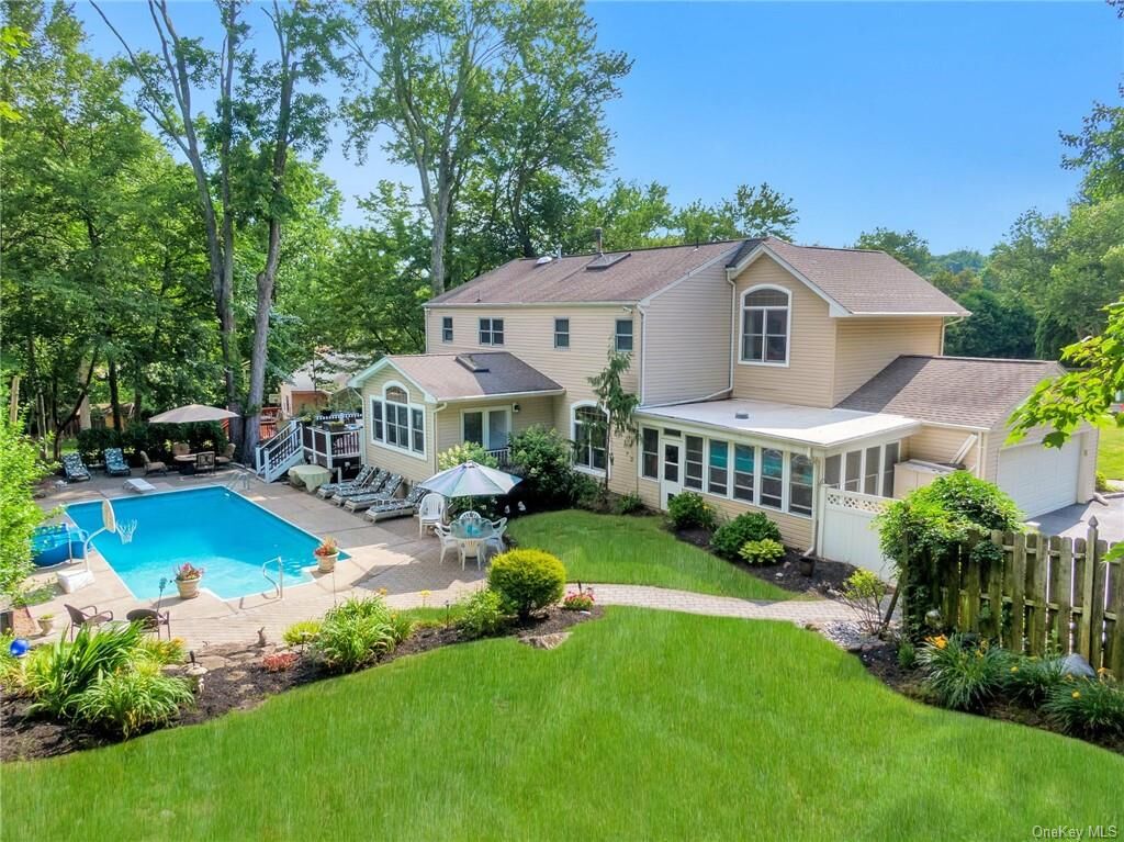 House for sale in Suffern 9 Lancaster Drive, Suffern, NY 10901