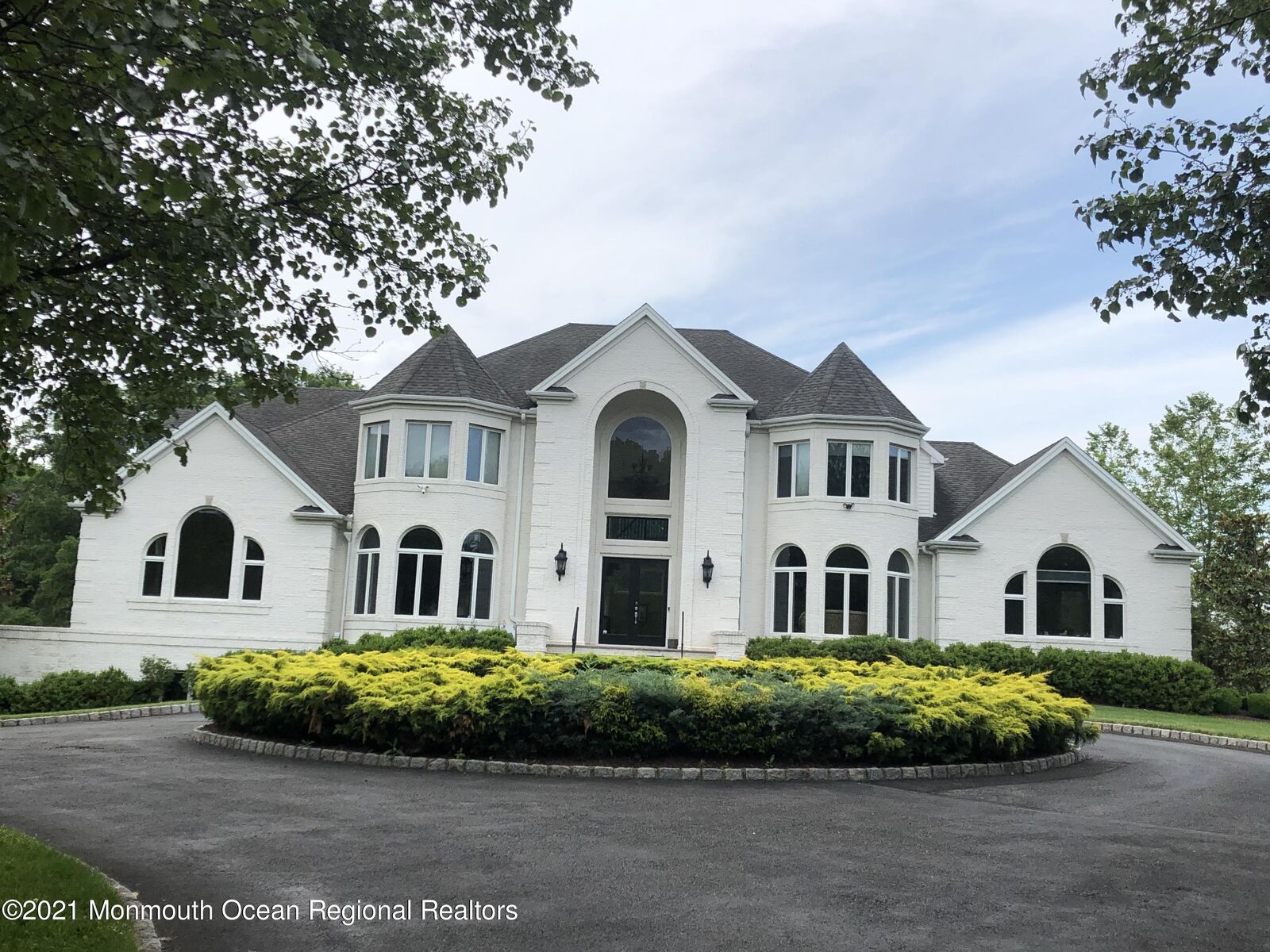 Property Photo:  13 Shallow Brook Road  NJ 07751 