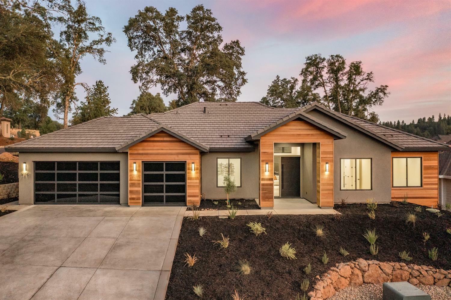 Property Photo: 12495 Nicklaus Court CA 95602