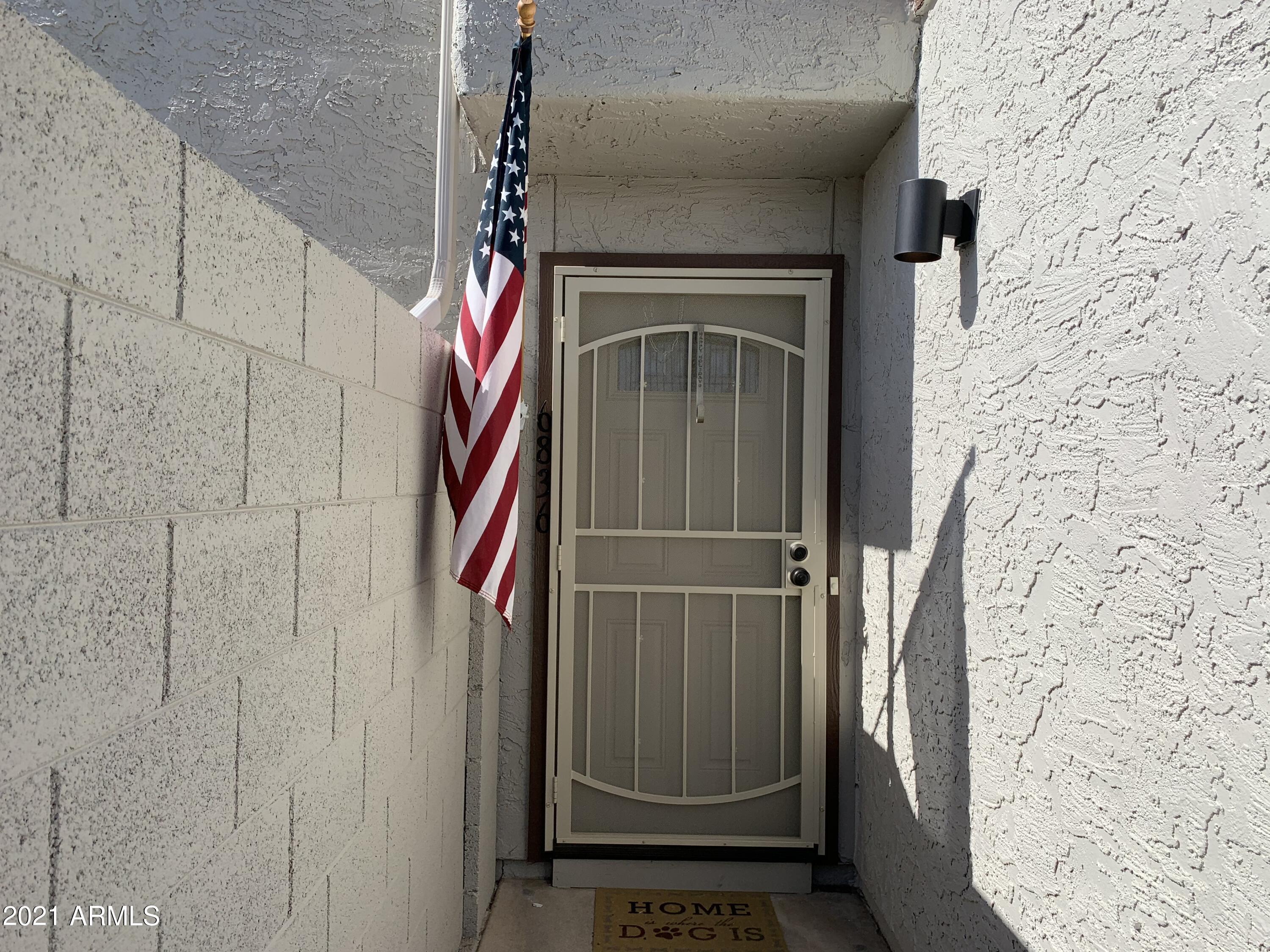 6836 S Jentilly Lane  Tempe AZ 85283 photo