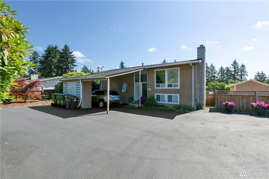 Property Photo: 1319 Berkeley Ave WA 98466