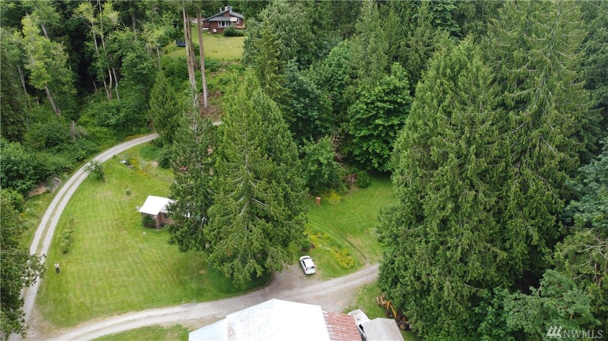 Property Photo:  2996 Clipper Rd  WA 98244 