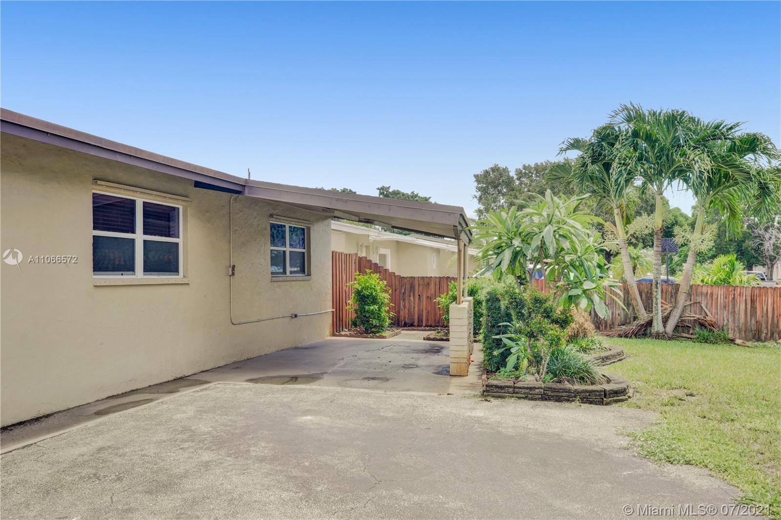 6551 Liberty St  Hollywood FL 33024 photo