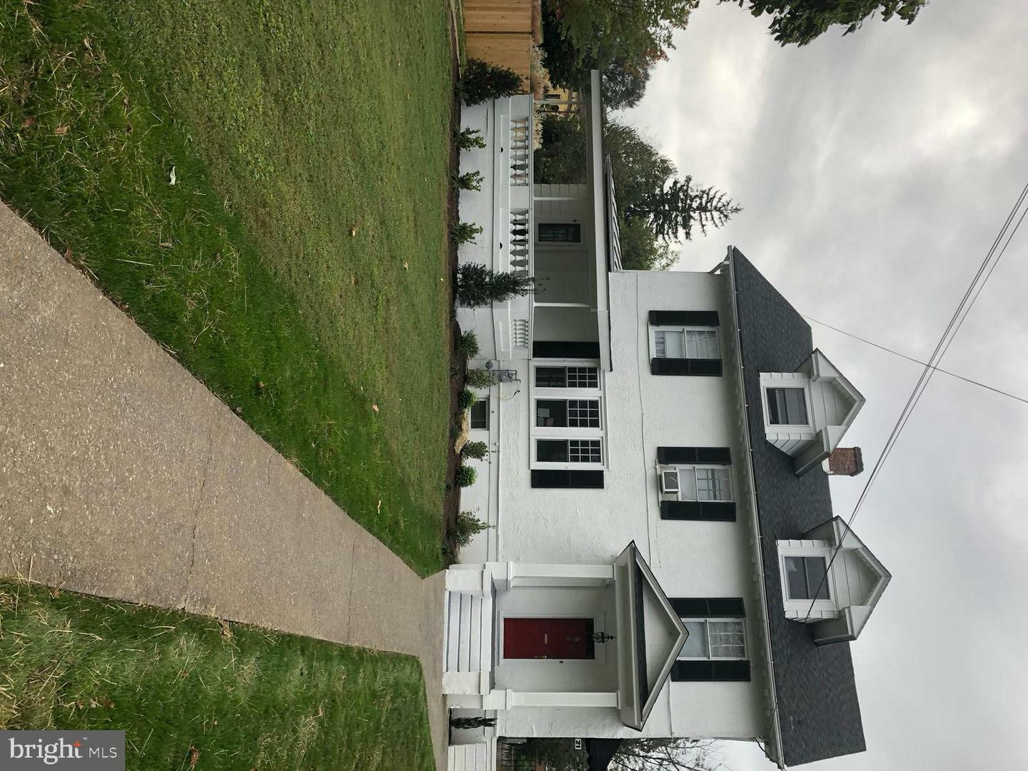 Property Photo: 23 Stewart Street S VA 22601