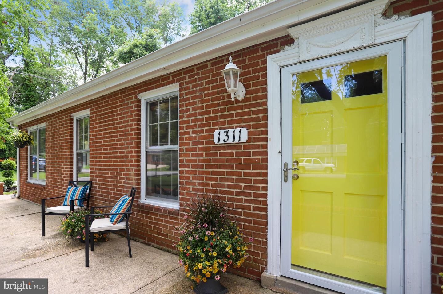 Property Photo:  1311 Van Buren Drive  MD 20744 