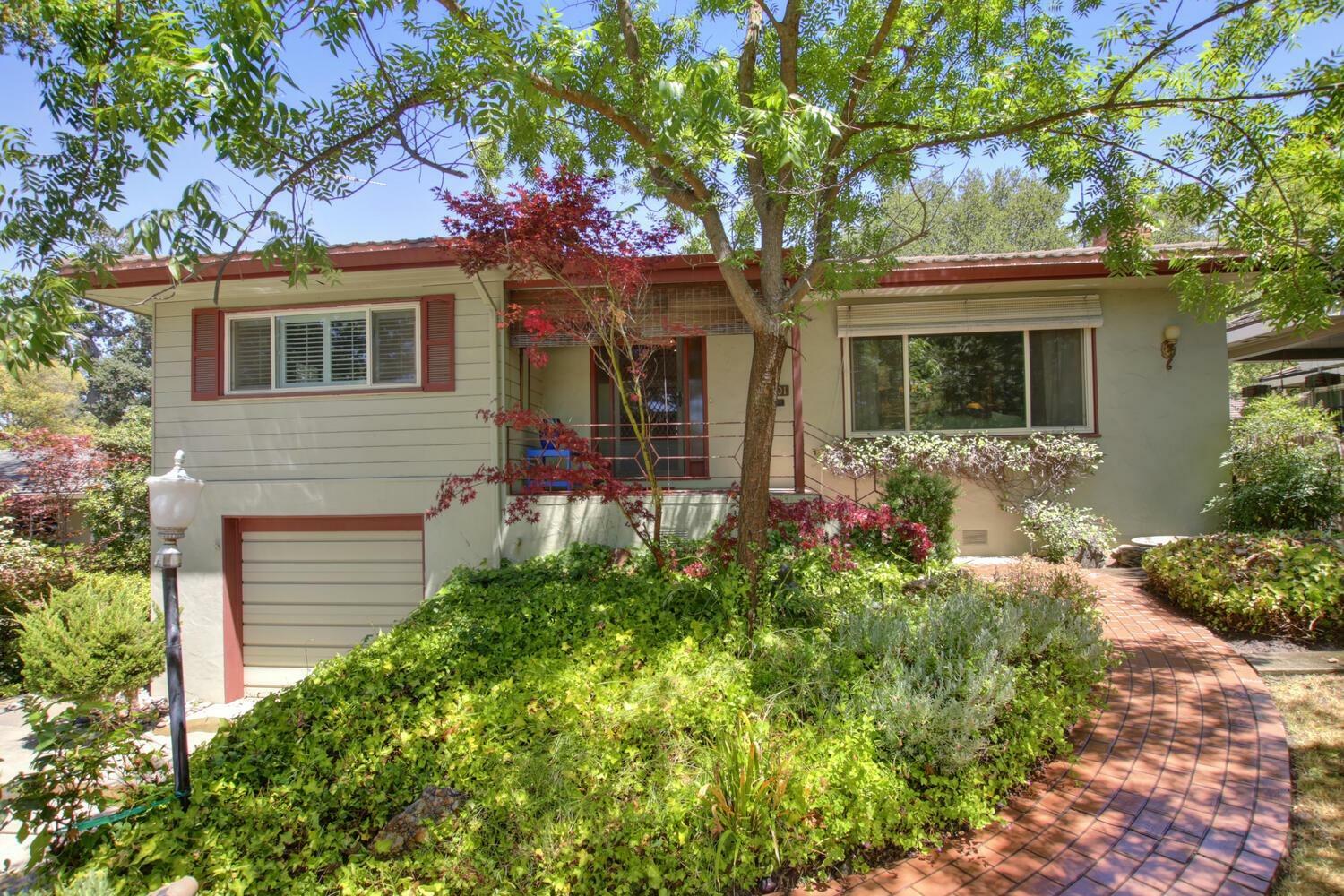 Property Photo: 4301 Moss Drive CA 95822