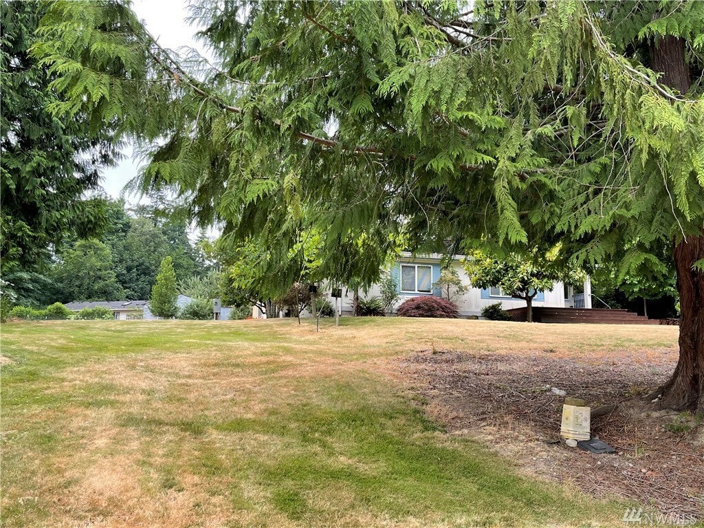 Property Photo:  1504 Graham Dr  WA 98282 