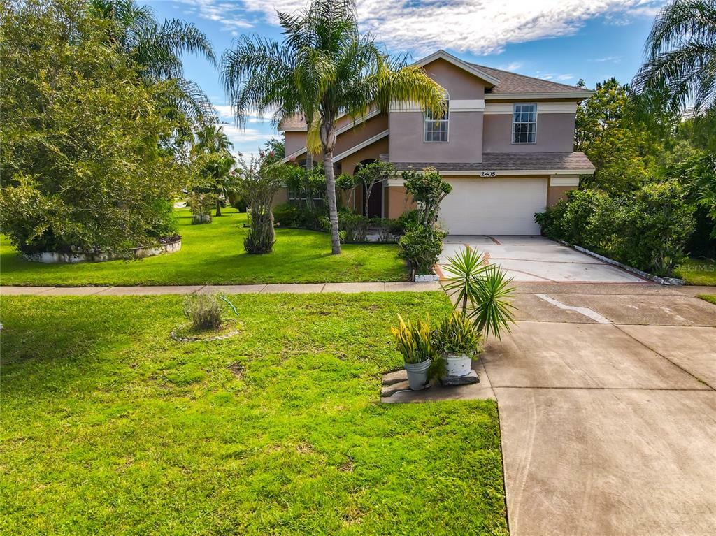 Property Photo:  2405 Abalone Boulevard  FL 32833 