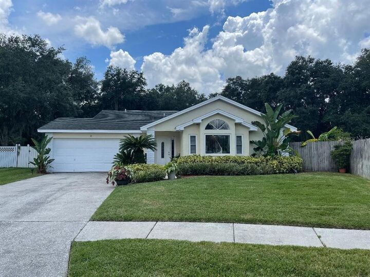 Property Photo: 2915 Wilder Creek Circle FL 33566