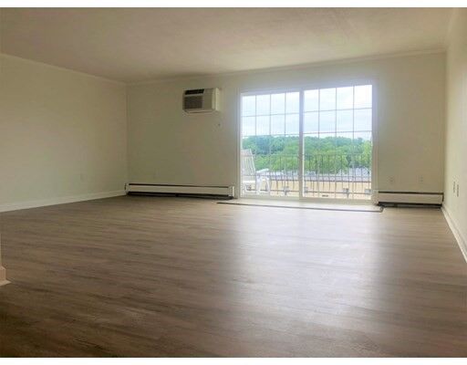 Property Photo: 20 Williamsburg Ct 23 MA 01545