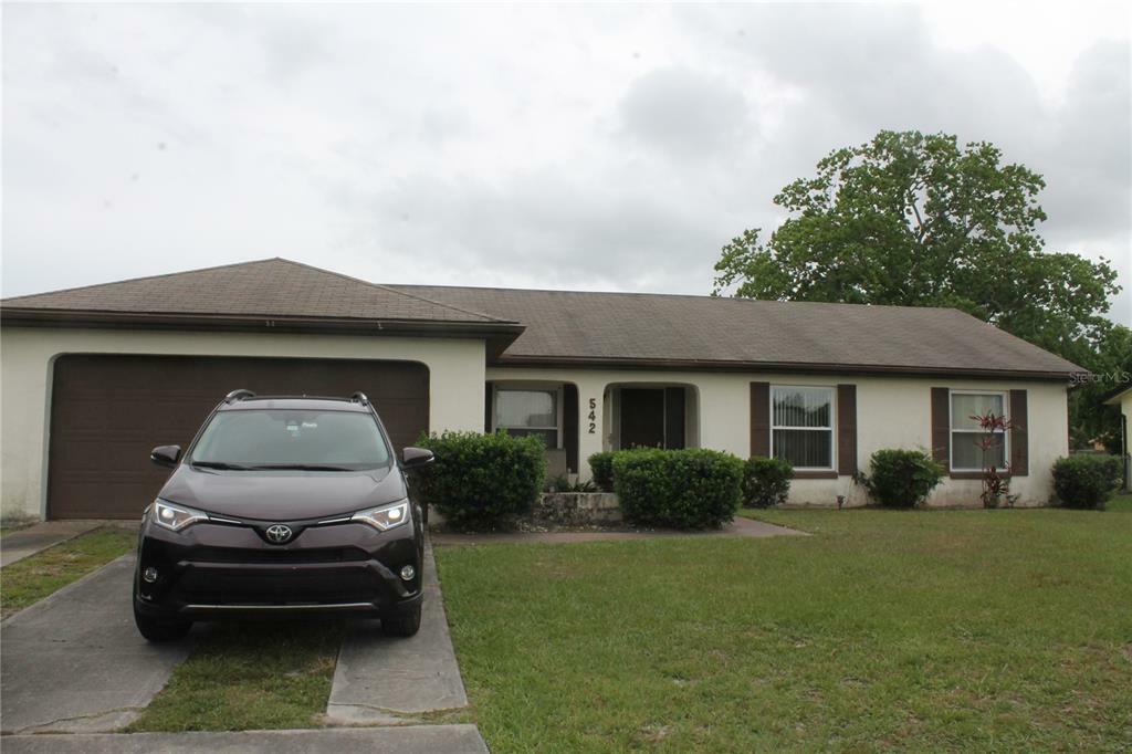 Property Photo:  542 Royal Palm Drive  FL 34743 