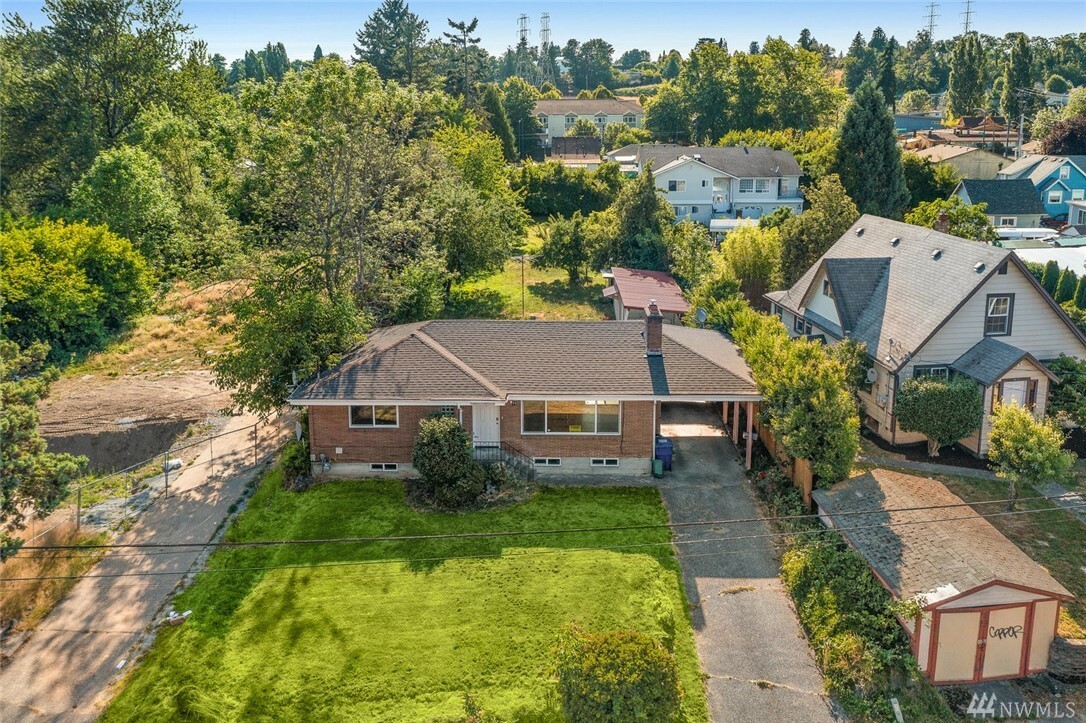 Property Photo:  7921 Renton Ave S  WA 98118 