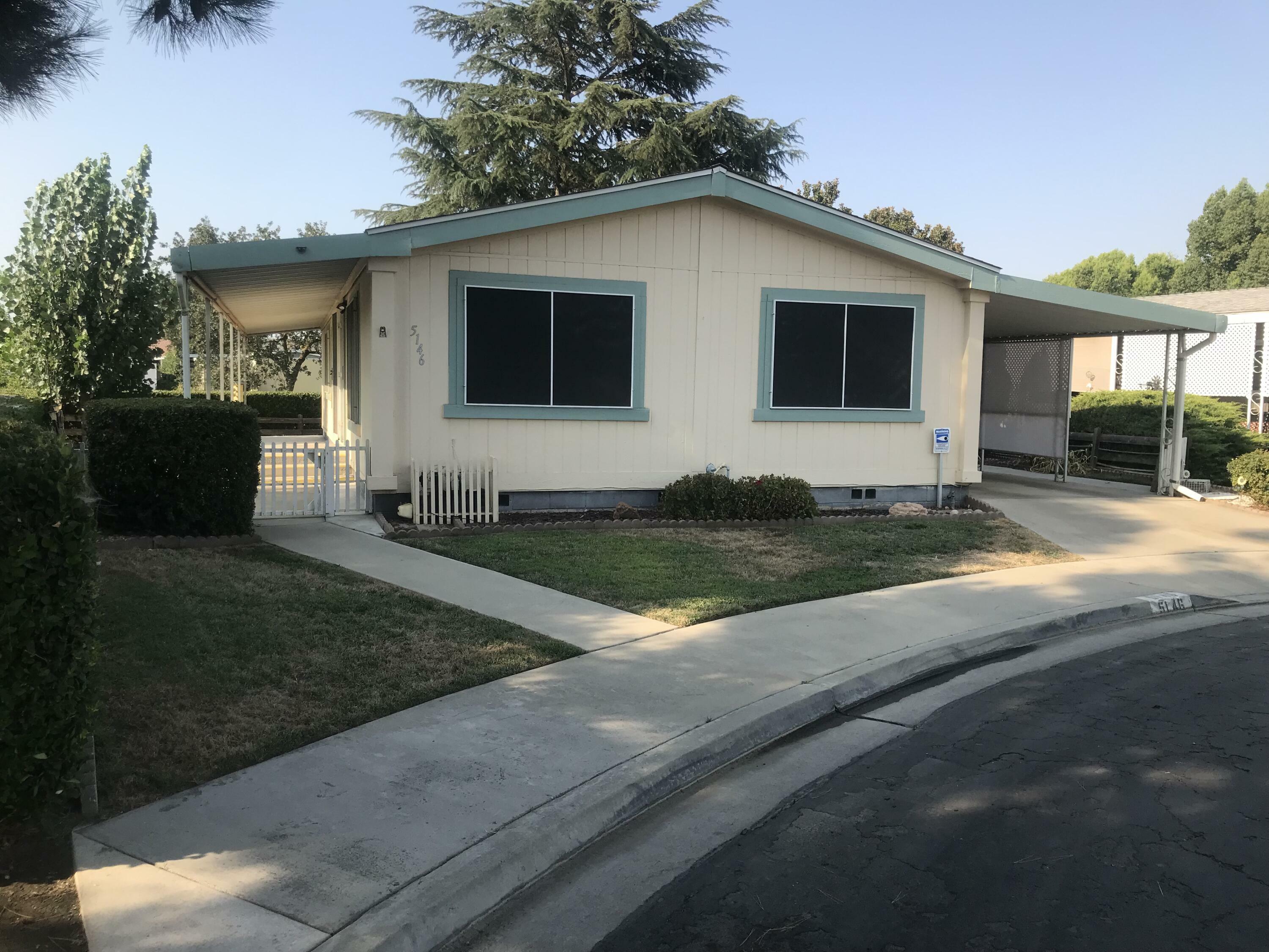 Property Photo:  5146 W Sunnyside Court  CA 93277 