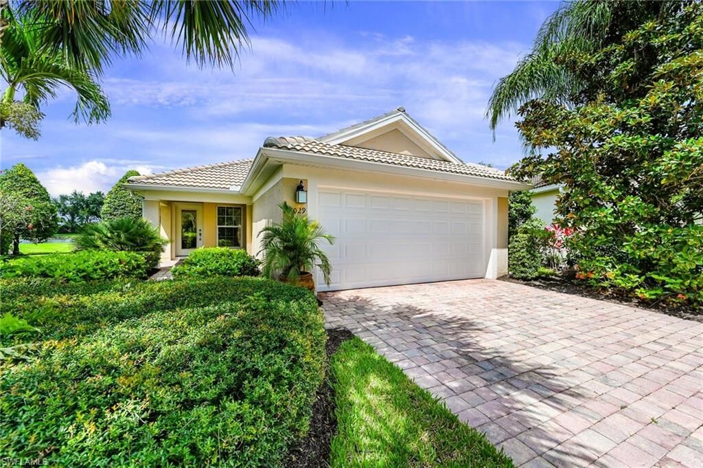 Property Photo:  28029 Umiak Ct  FL 34135 