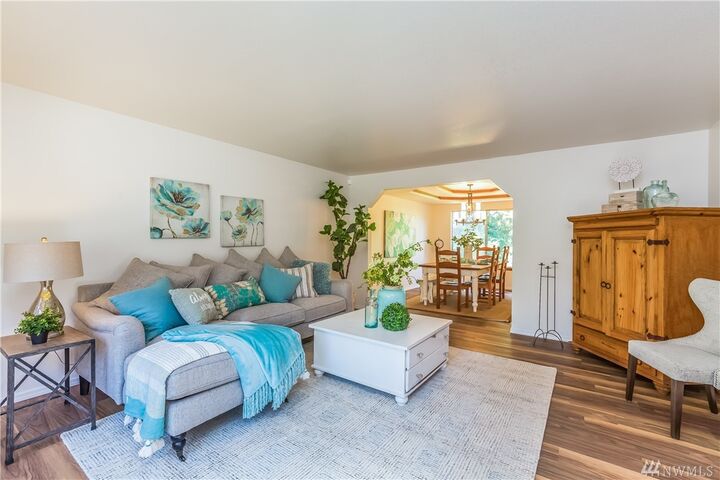 Property Photo: 6609 Cascade Dr SE WA 98296