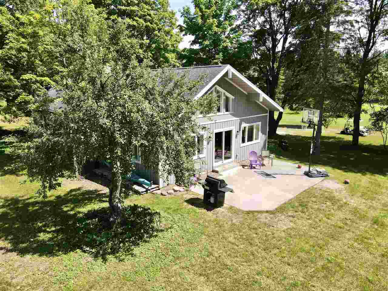 3790 S Pleasantview  Harbor Springs MI 49740 photo