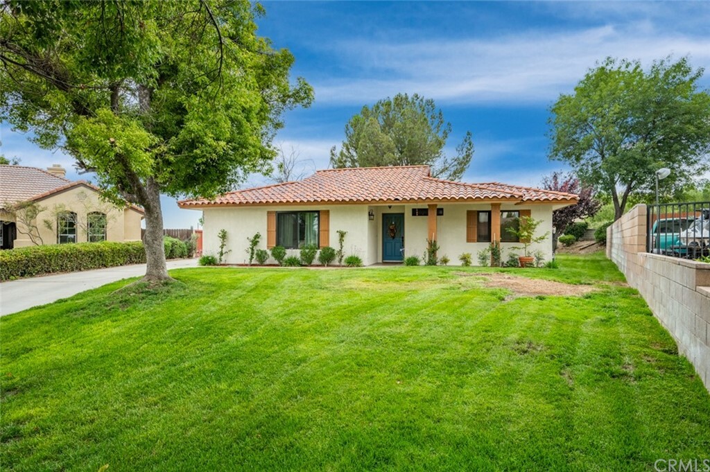 Property Photo: 39658 Baldi Court CA 92223