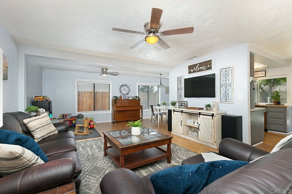Property Photo: 874 Terra Lane CA 92019