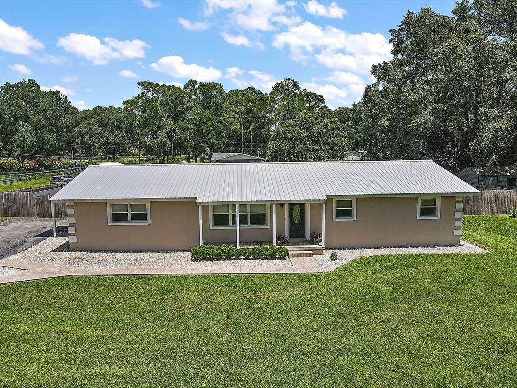 Property Photo:  5531 NE 25th Avenue  FL 34479 