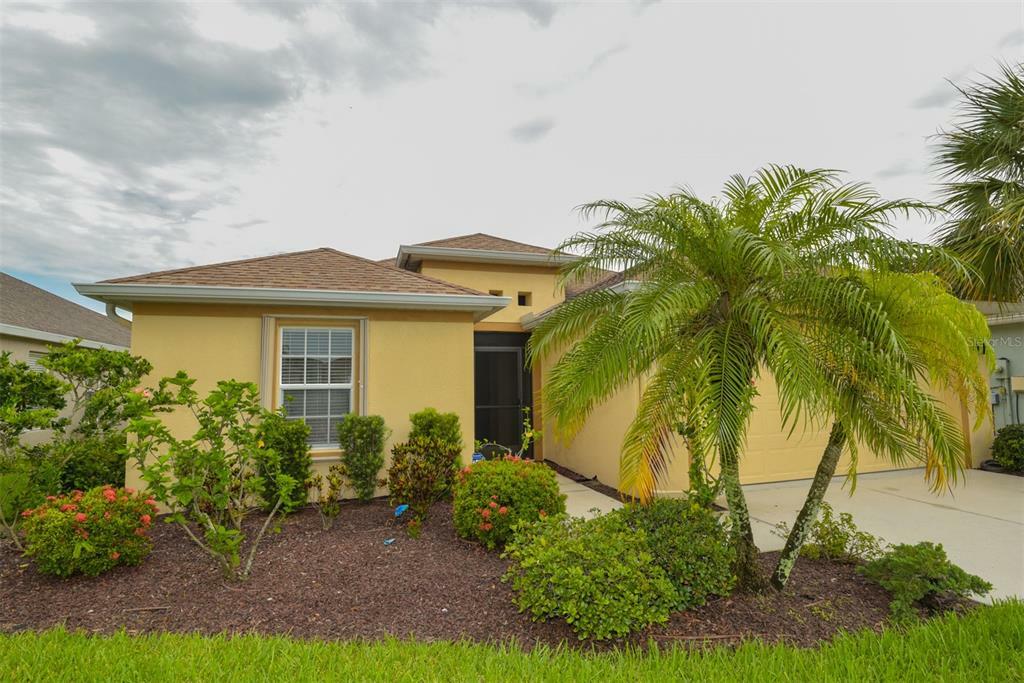 Property Photo:  5207 Layton Drive  FL 34293 