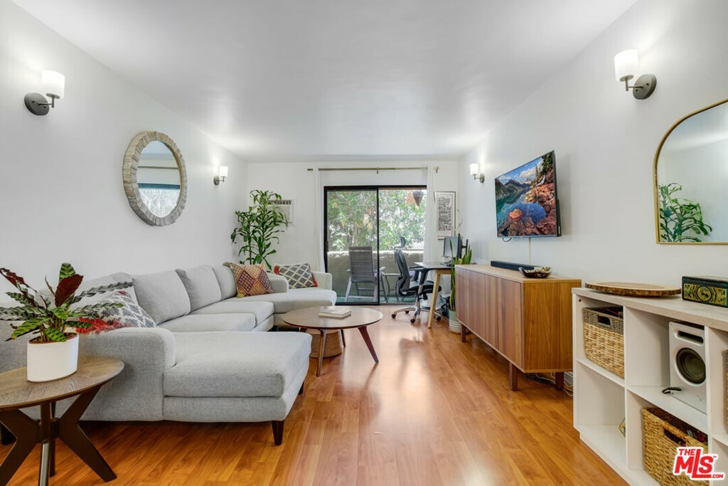 Property Photo:  1351 N Orange Drive 110  CA 90028 