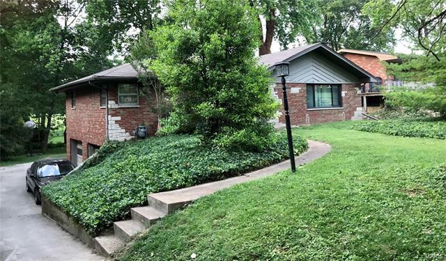 Property Photo: 505 South 74th Street 62223