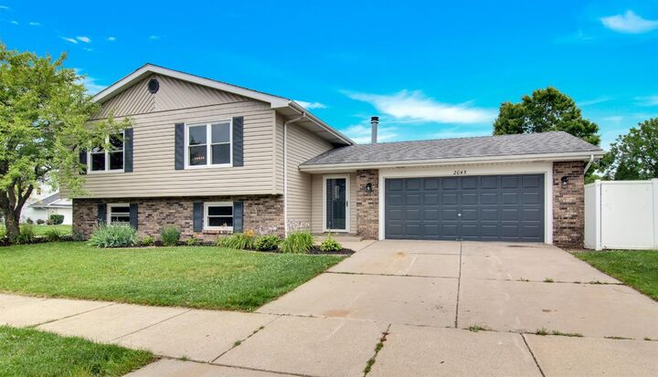 2045 Castleview Drive  Schererville IN 46375 photo