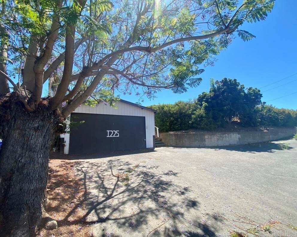 Property Photo:  1225 Foothill Dr.  CA 92084 