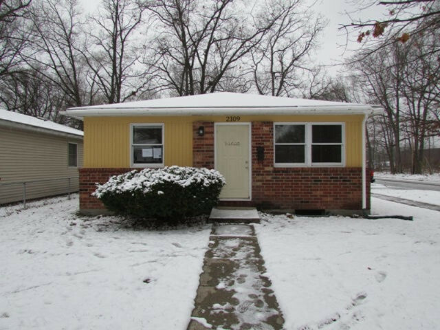 Property Photo:  2109 Austin Street  MI 49444 