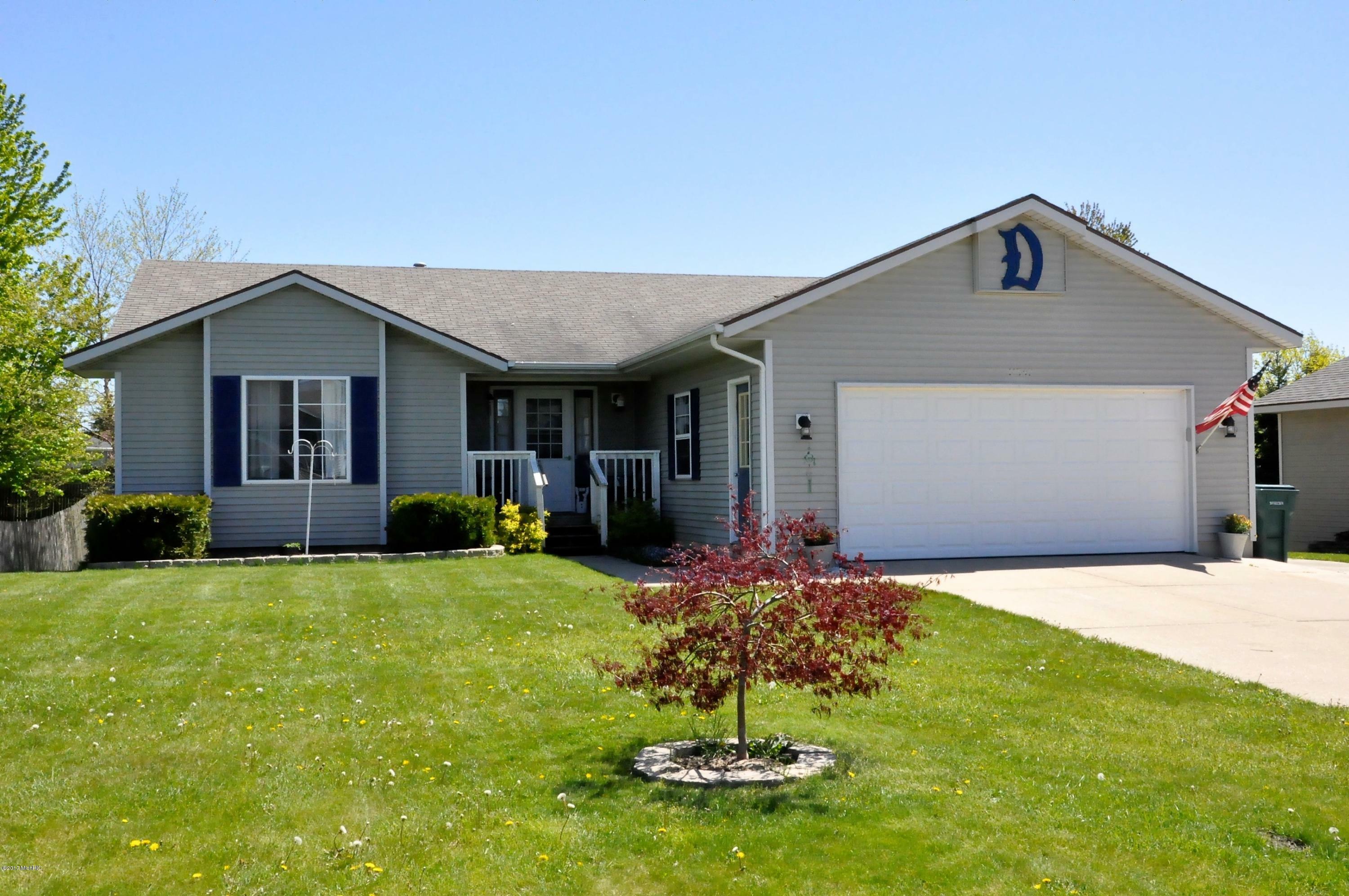 Property Photo:  11342 Stonehedge Drive  MI 49424 