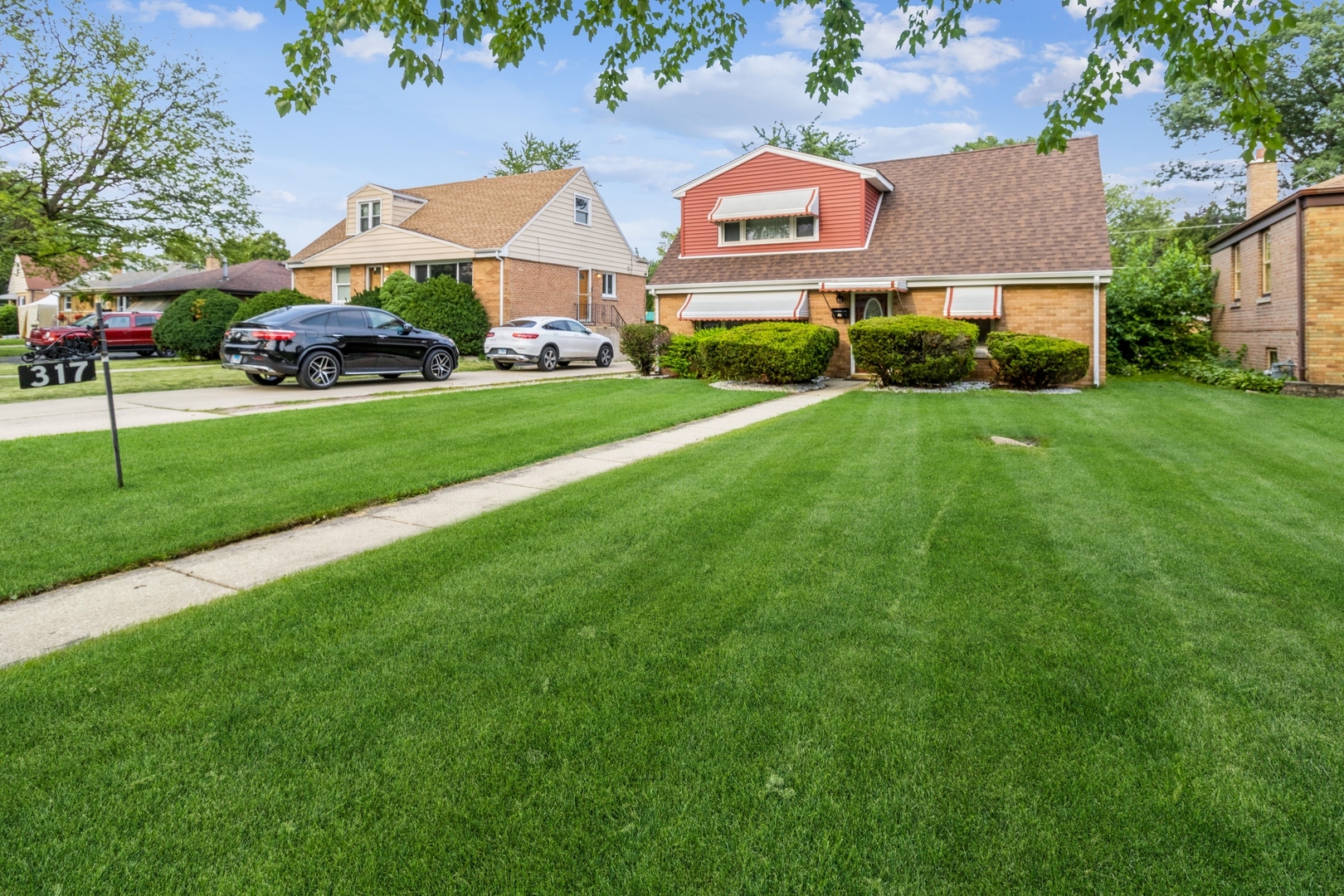 Property Photo:  