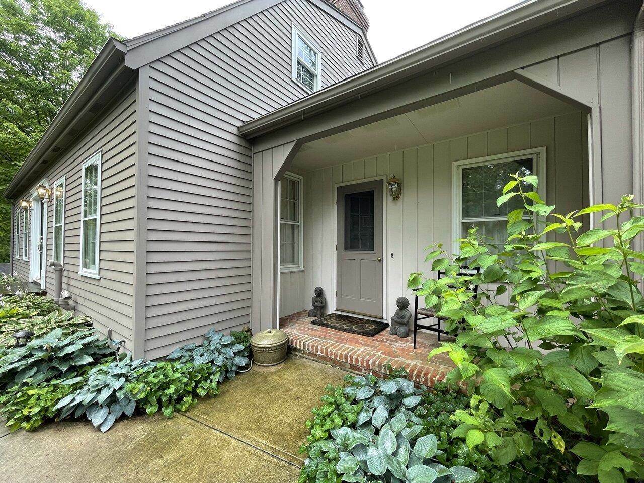 Property Photo:  35 Wildwood Drive  VT 05452 