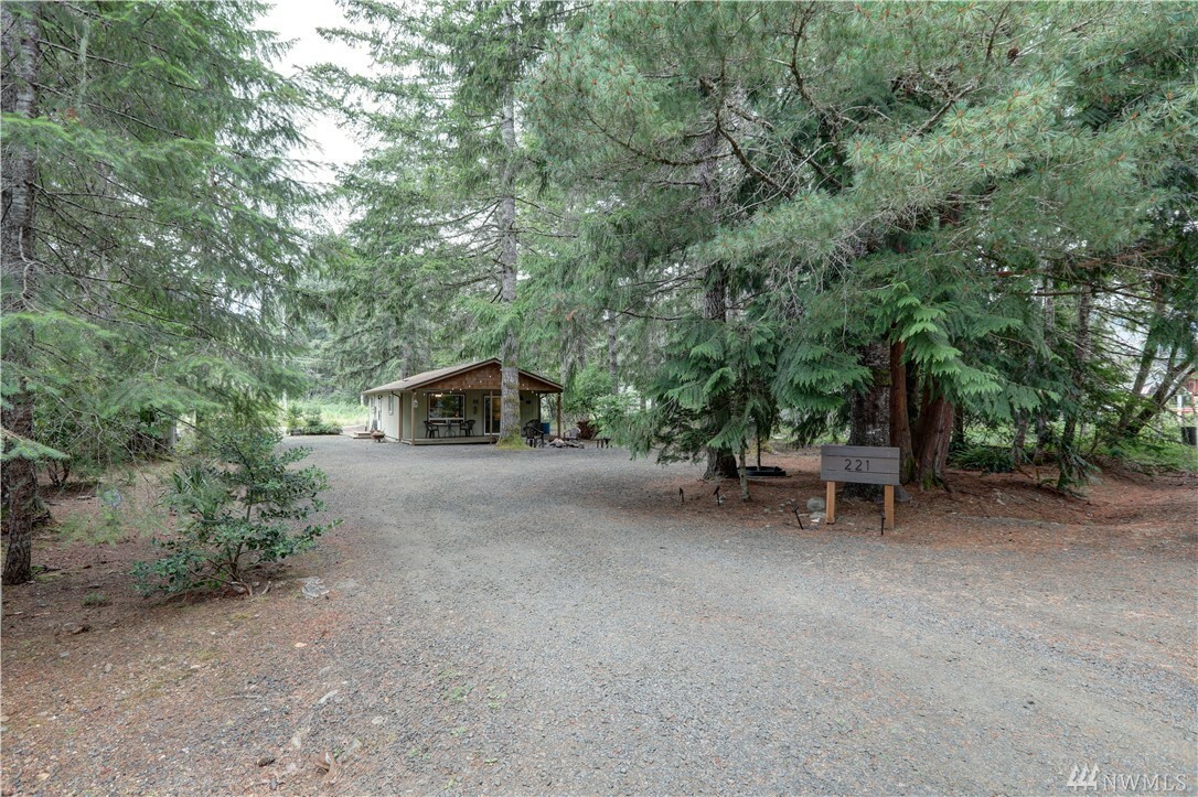 Property Photo:  221 N Mount Christie Dr  WA 98548 