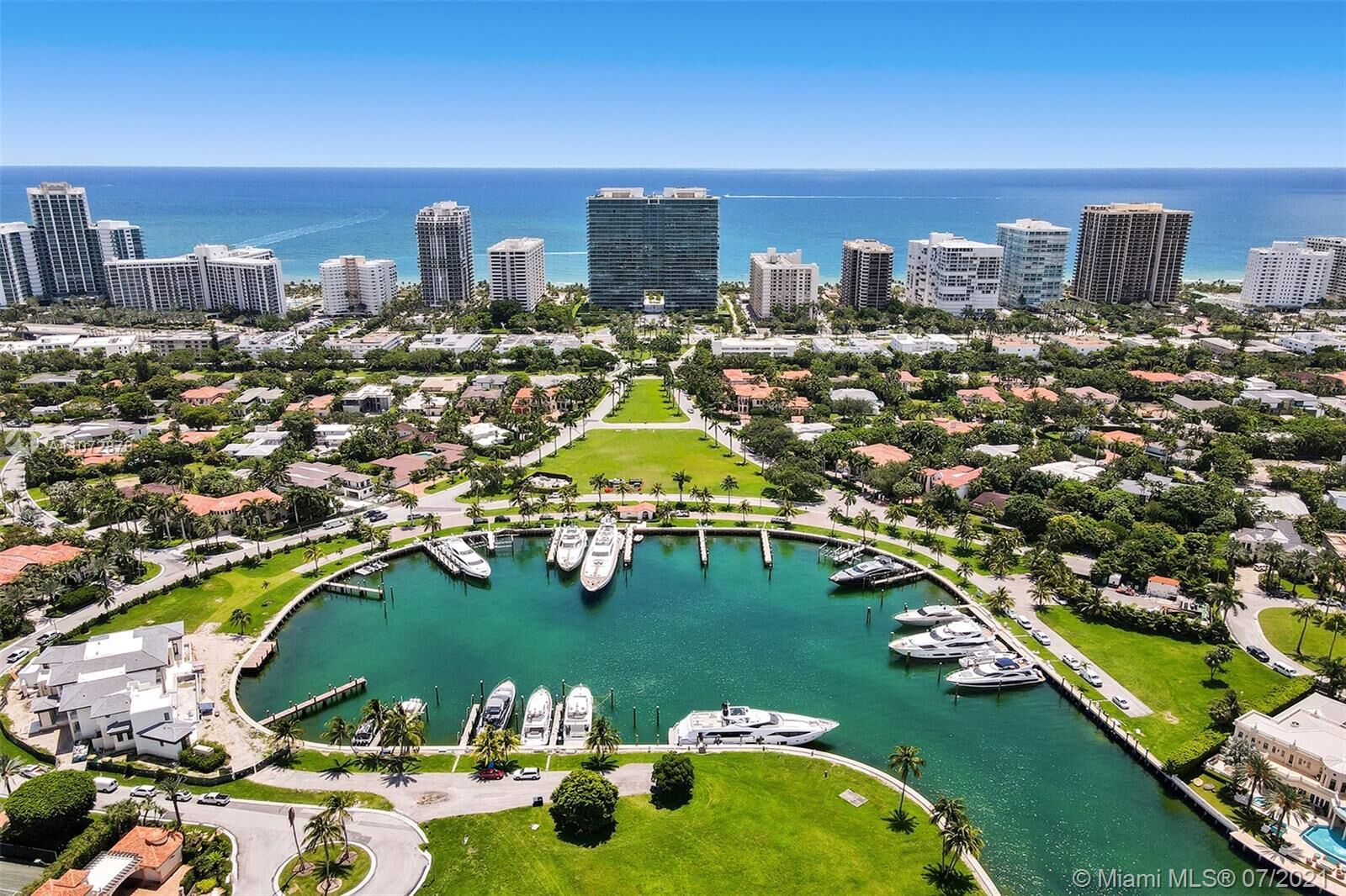 Property Photo:  50 Park Dr 10  FL 33154 