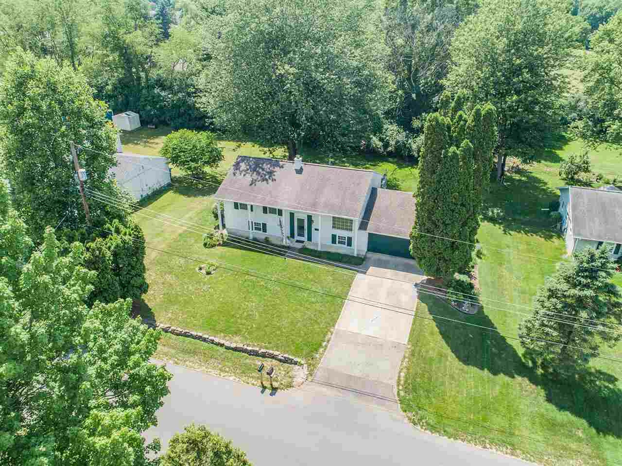 Property Photo: 2532 Dorvin Dr MI 49201