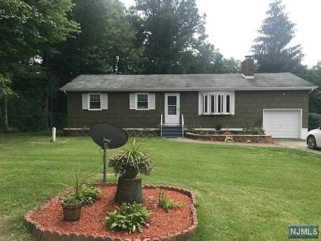 Property Photo: 23 Longview Lane NJ 07418