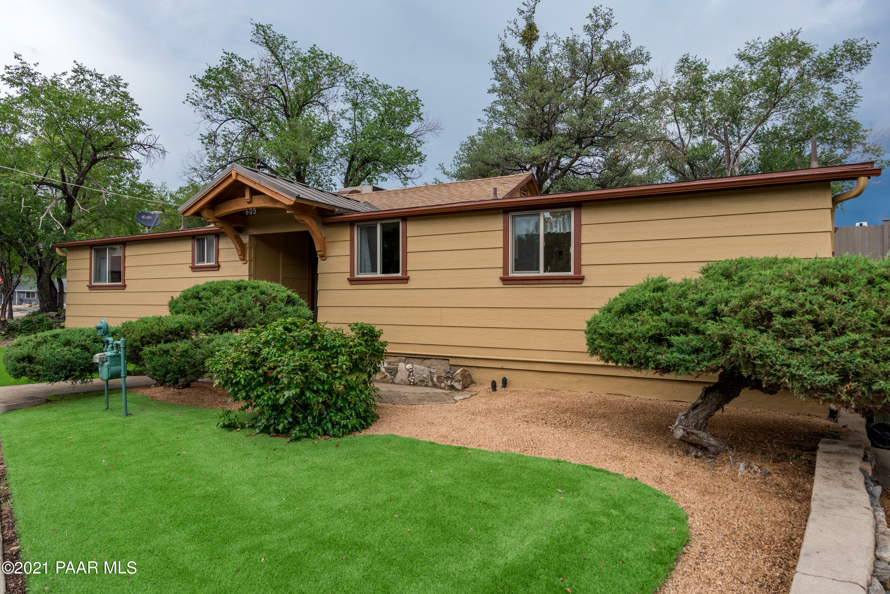 Property Photo: 605 Ruth Street AZ 86301