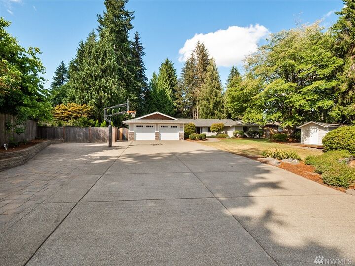 Property Photo:  1614 Ross Cir SE  WA 98501 